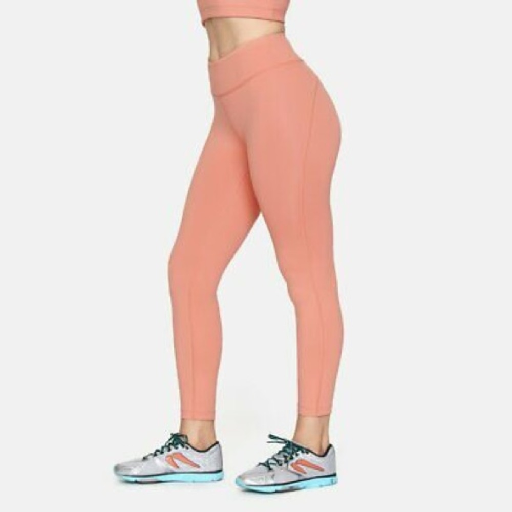🦋Outdoor Voices 7/8 Flex Legging • NWT • Medium